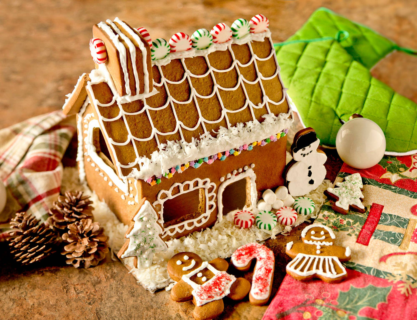 Gingerbread House Bake Set