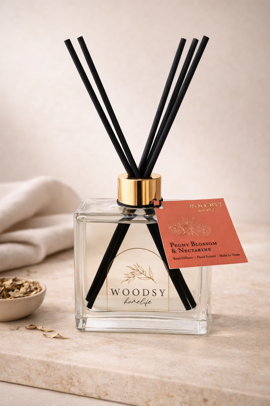 Peony Blossom & Nectarine Gold Collared Reed Diffuser