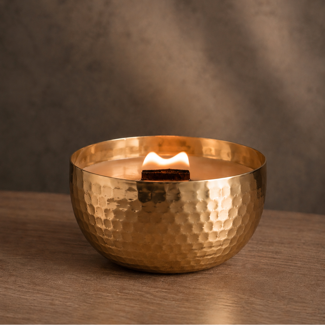 Vanilla Bean & Buttercream  l  Solid Brass 14oz Soy Candle