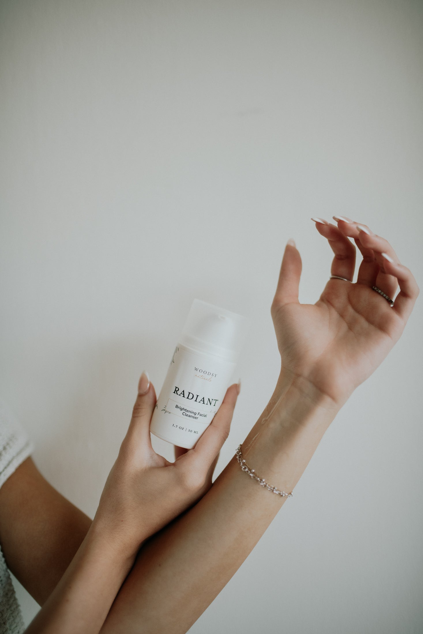 RADIANT - Brightening Skin Cleanser