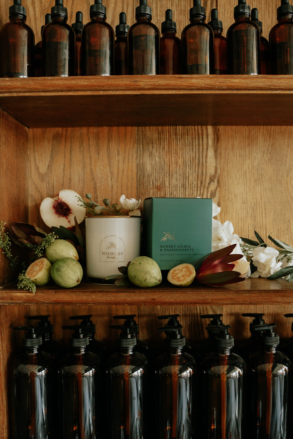 Sunset Guava & Passionfruit l Gold Lid Candle & Boutique Box