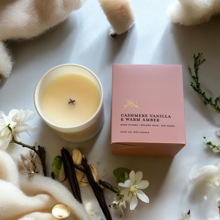 Cashmere Vanilla & Warm Amber l Gold Lid Candle & Boutique Box