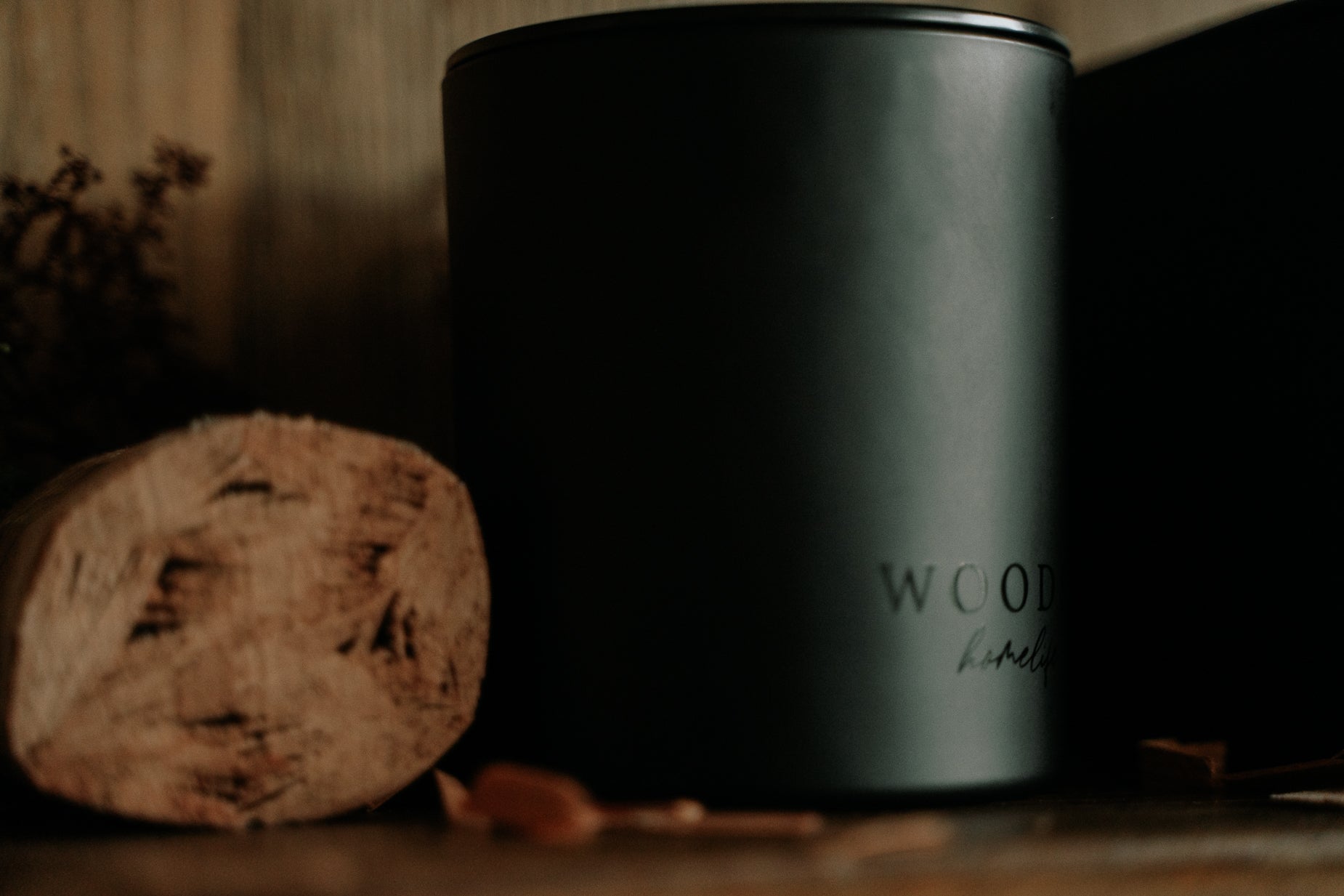 Driftwood & Vetiver -12oz | Black Lid Boxed Candle