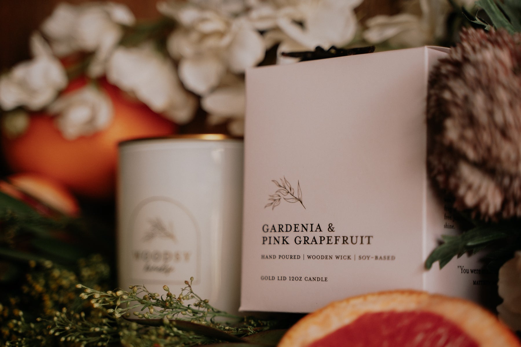 Gardenia & Pink Grapefruit/Gold Lid/12 oz/WoodWick/No Toxins