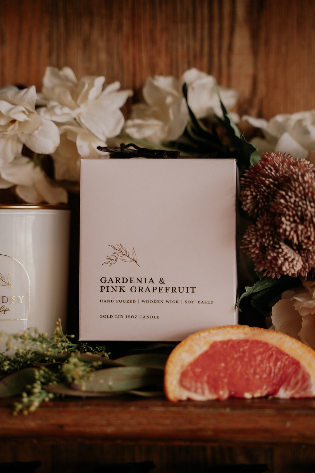 Gardenia & Pink Grapefruit/Gold Lid/12 oz/WoodWick/No Toxins