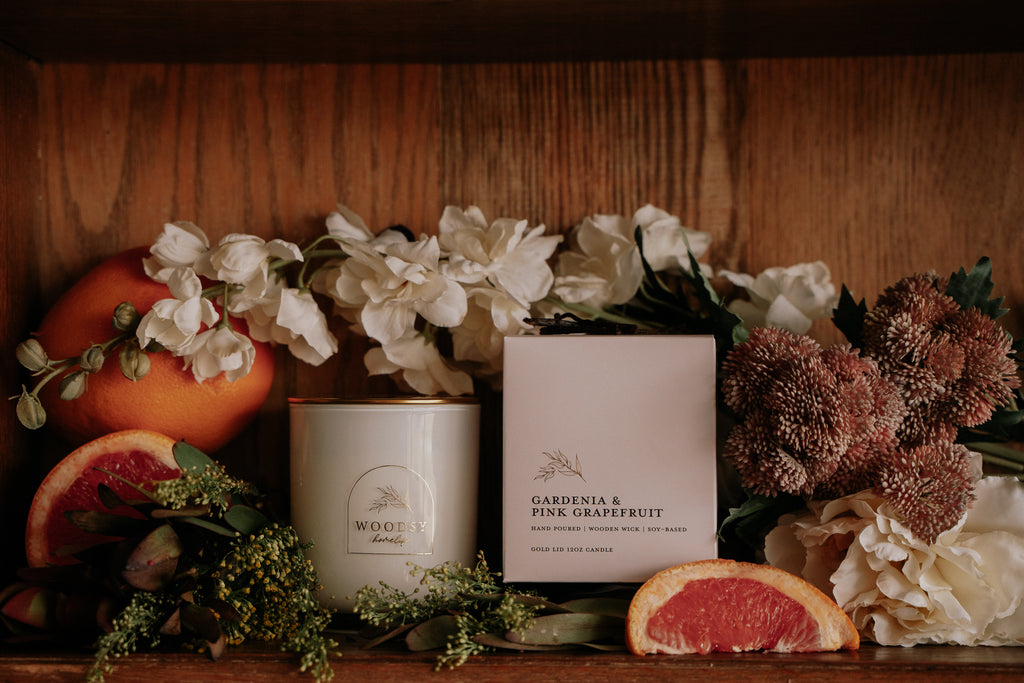 Gardenia & Pink Grapefruit/Gold Lid/12 oz/WoodWick/No Toxins