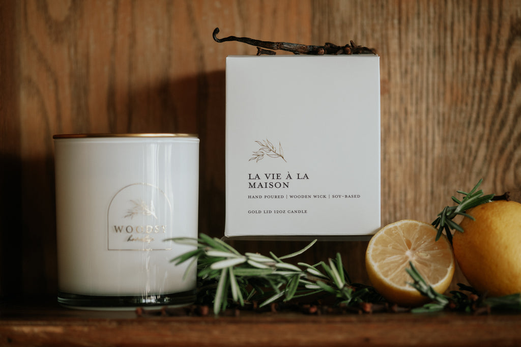 La Vie a la Maison- Gold Lid Candle with Boutique Box