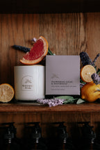 Flowering Lilac & Patchouli / Gold Lid Jar-12oz/ Wooden wick/ Pure Soy Candle