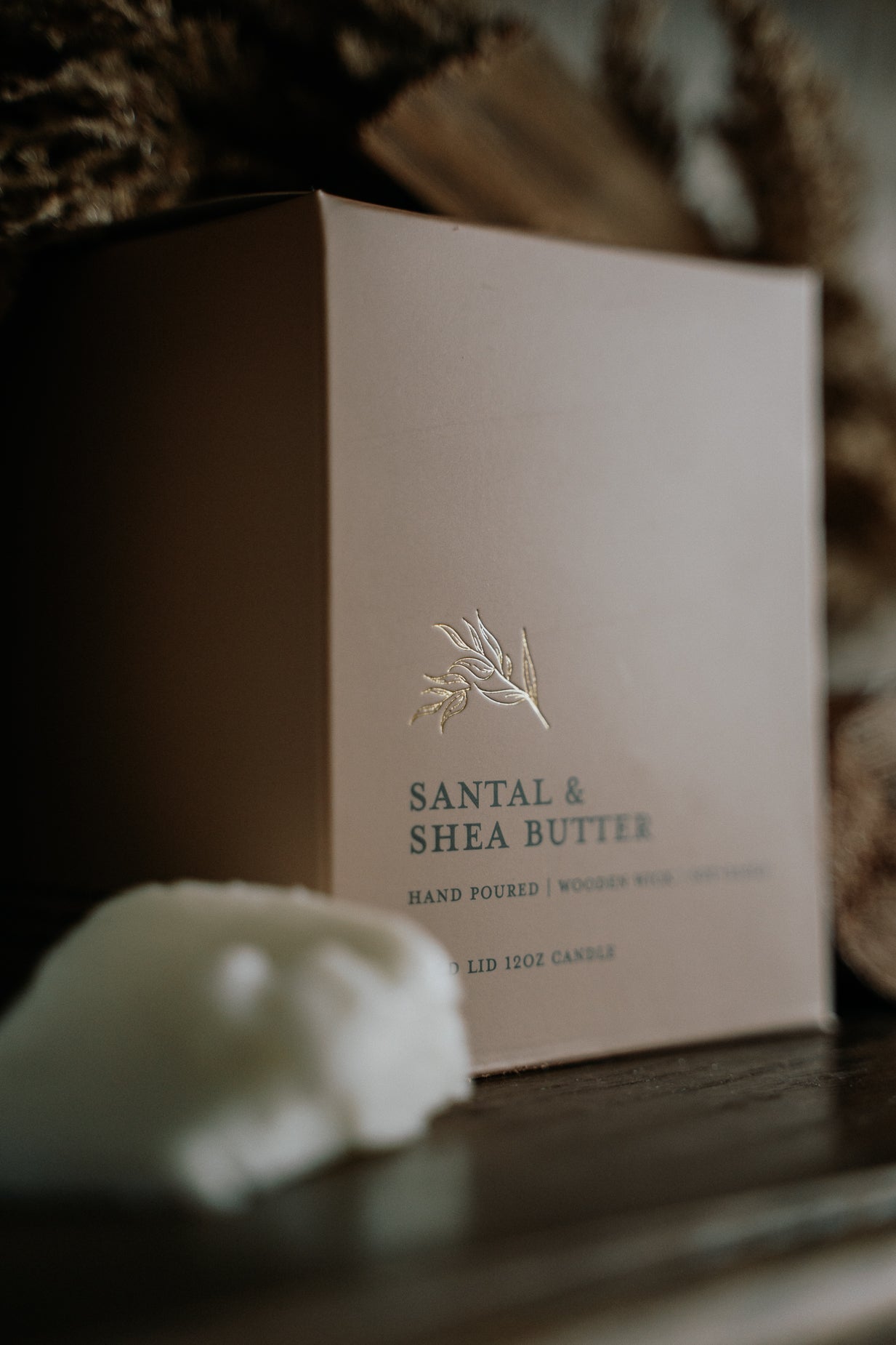 Santal & Shea Butter l Gold Lid Candle & Boutique Box